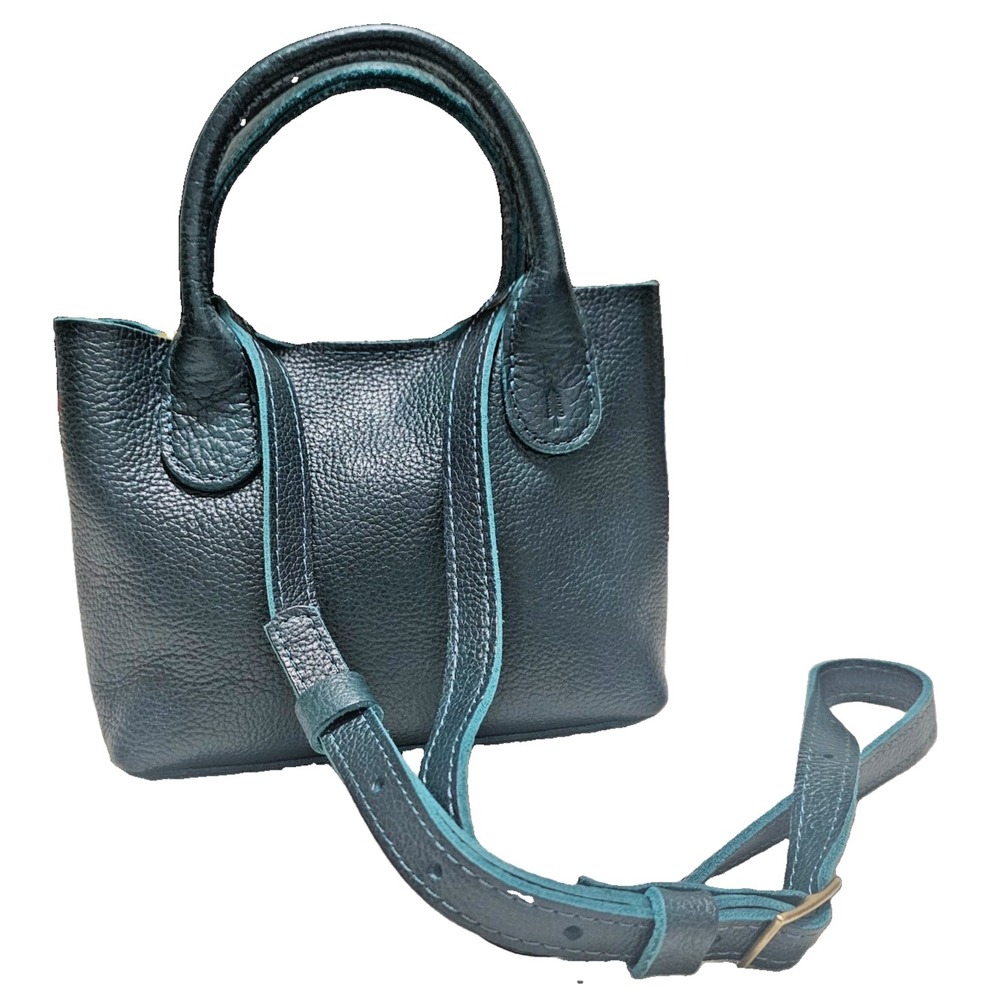 Portland Leather Raindrop Crossbody Lagoon Teal Pebble leather NWOT Snap